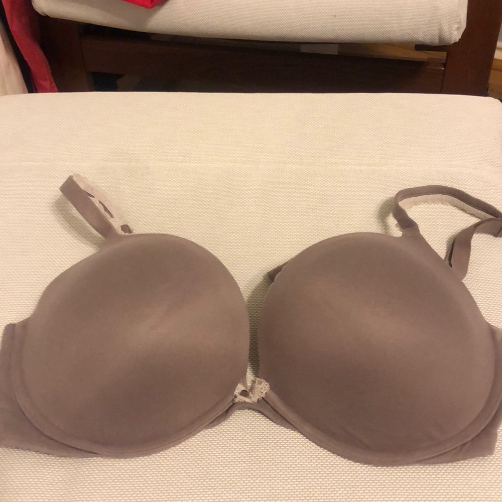 VS Bra